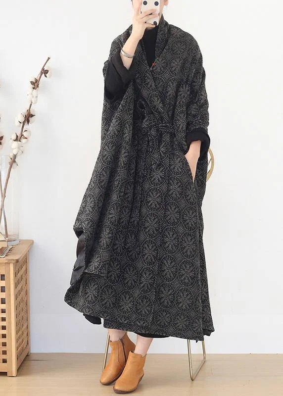 Fine gray wool overcoat Loose fitting medium length Batwing Sleeve v neck women coats