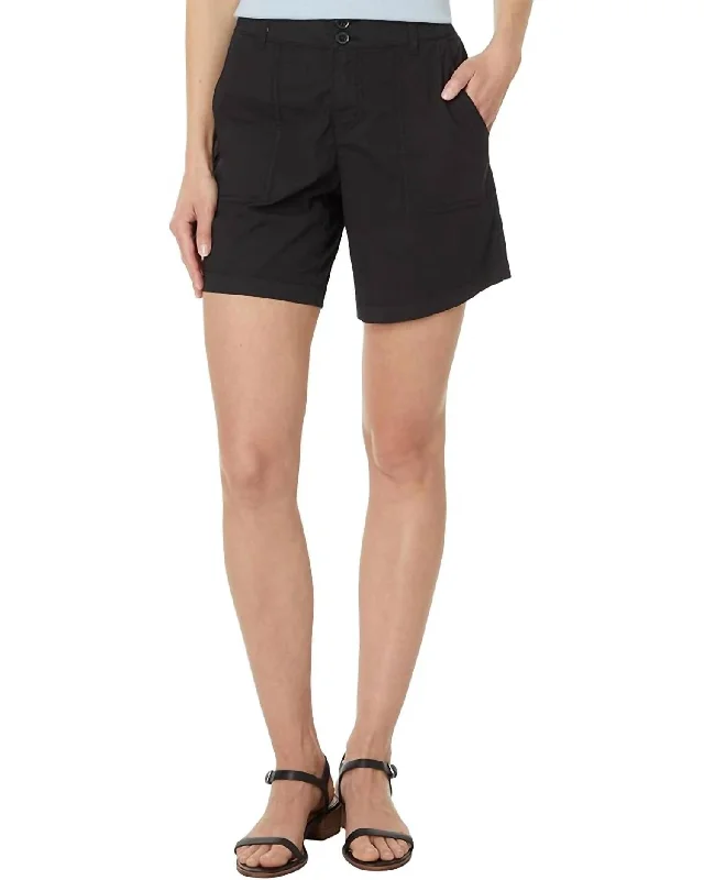 Renegade Shorts In Black